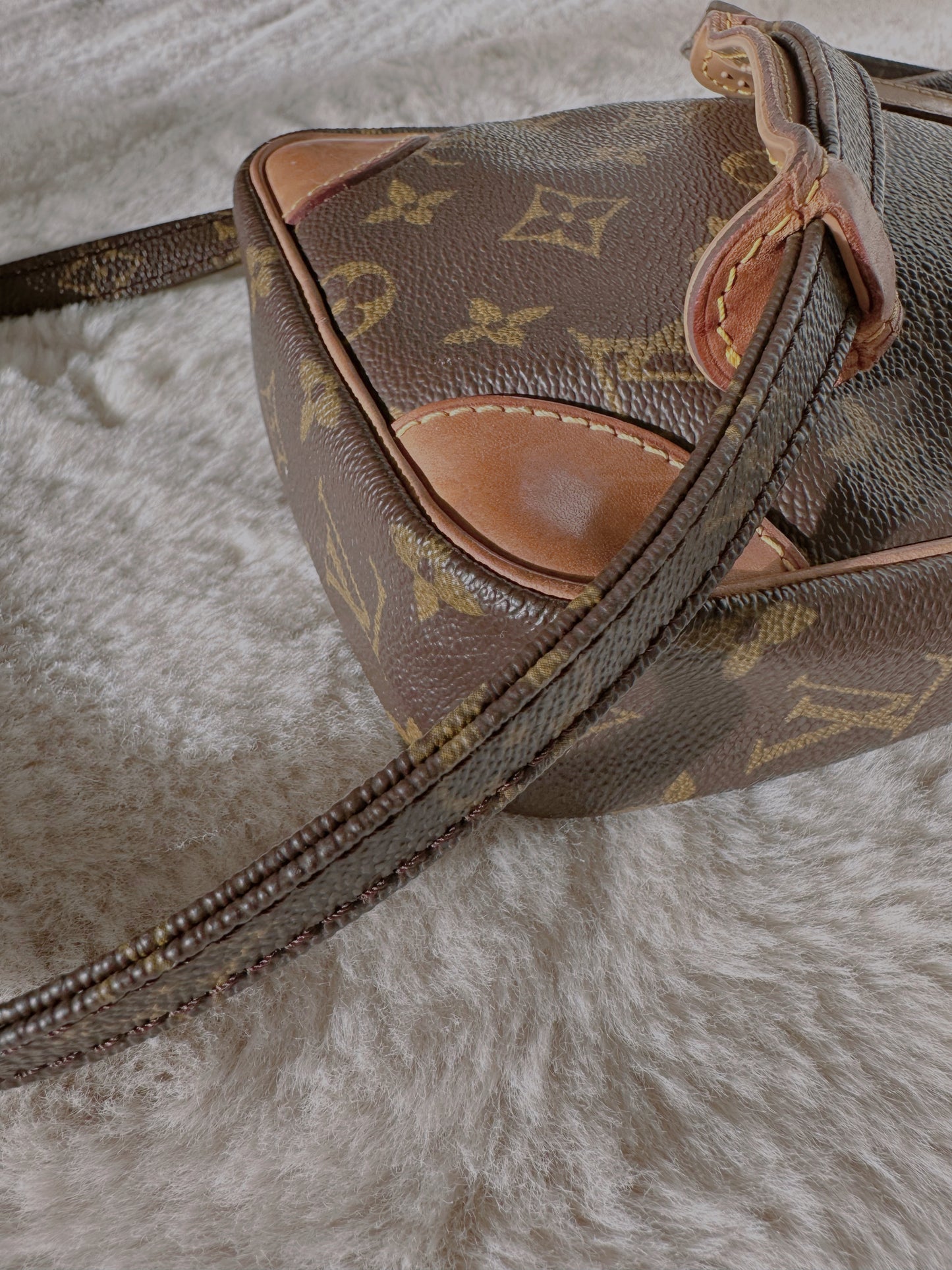 LOUIS VUITTON DANUBE