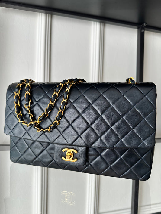 CHANEL Vintage Classic Flap 27cm – Deep Navy Lambskin with 24K Gold Hardware
