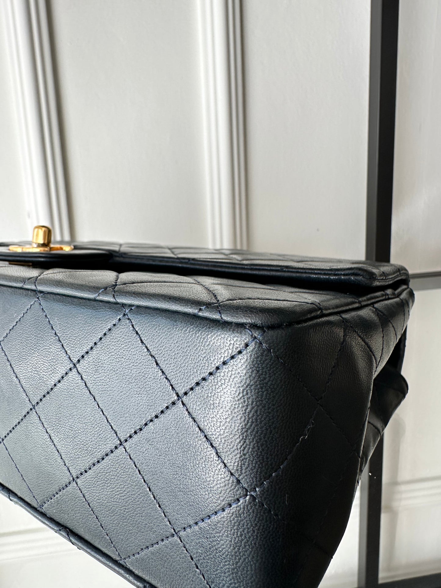 CHANEL Vintage Classic Flap 27cm – Deep Navy Lambskin with 24K Gold Hardware