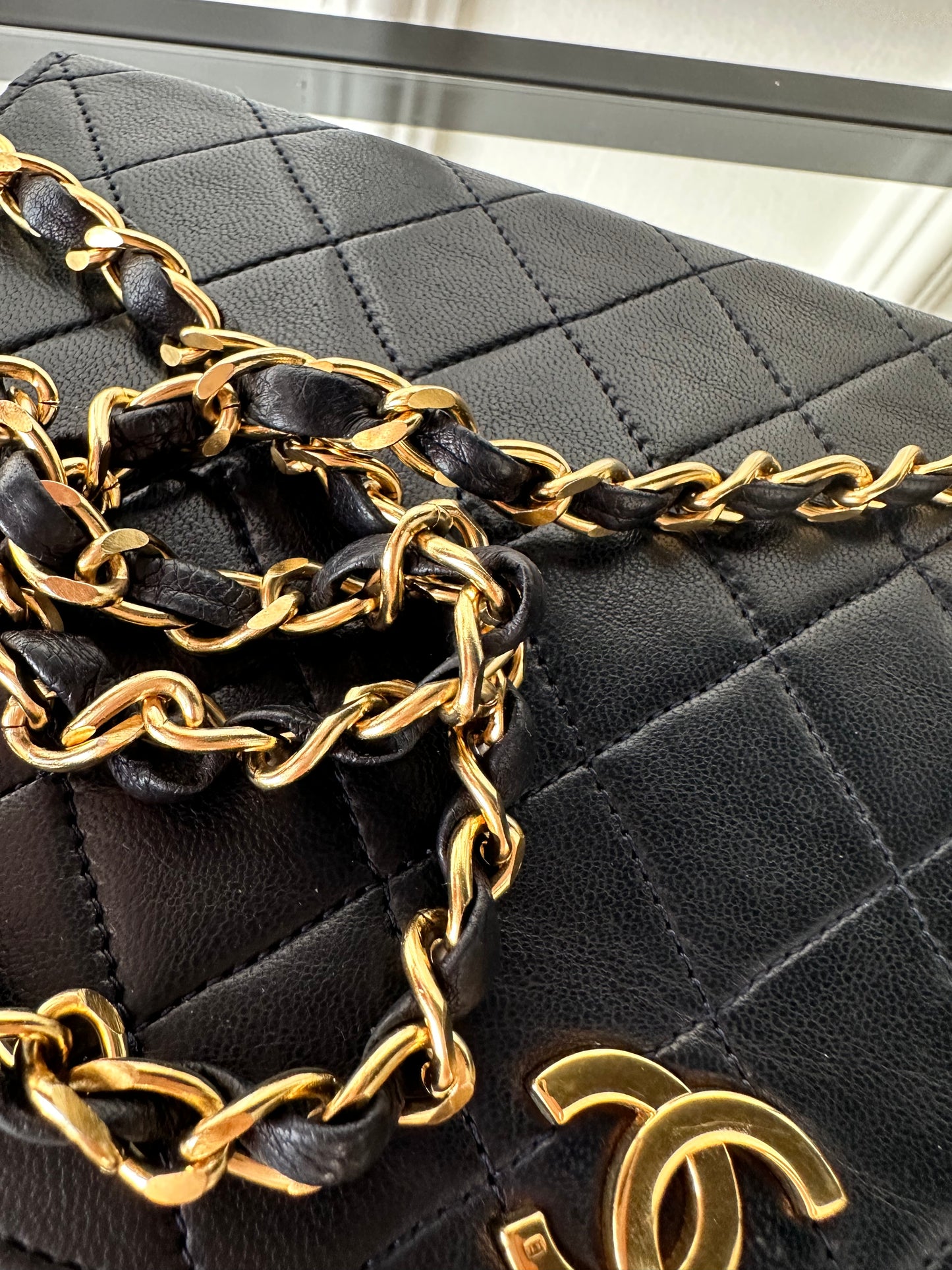 Chanel Matelassé Push-Lock vintage Bag