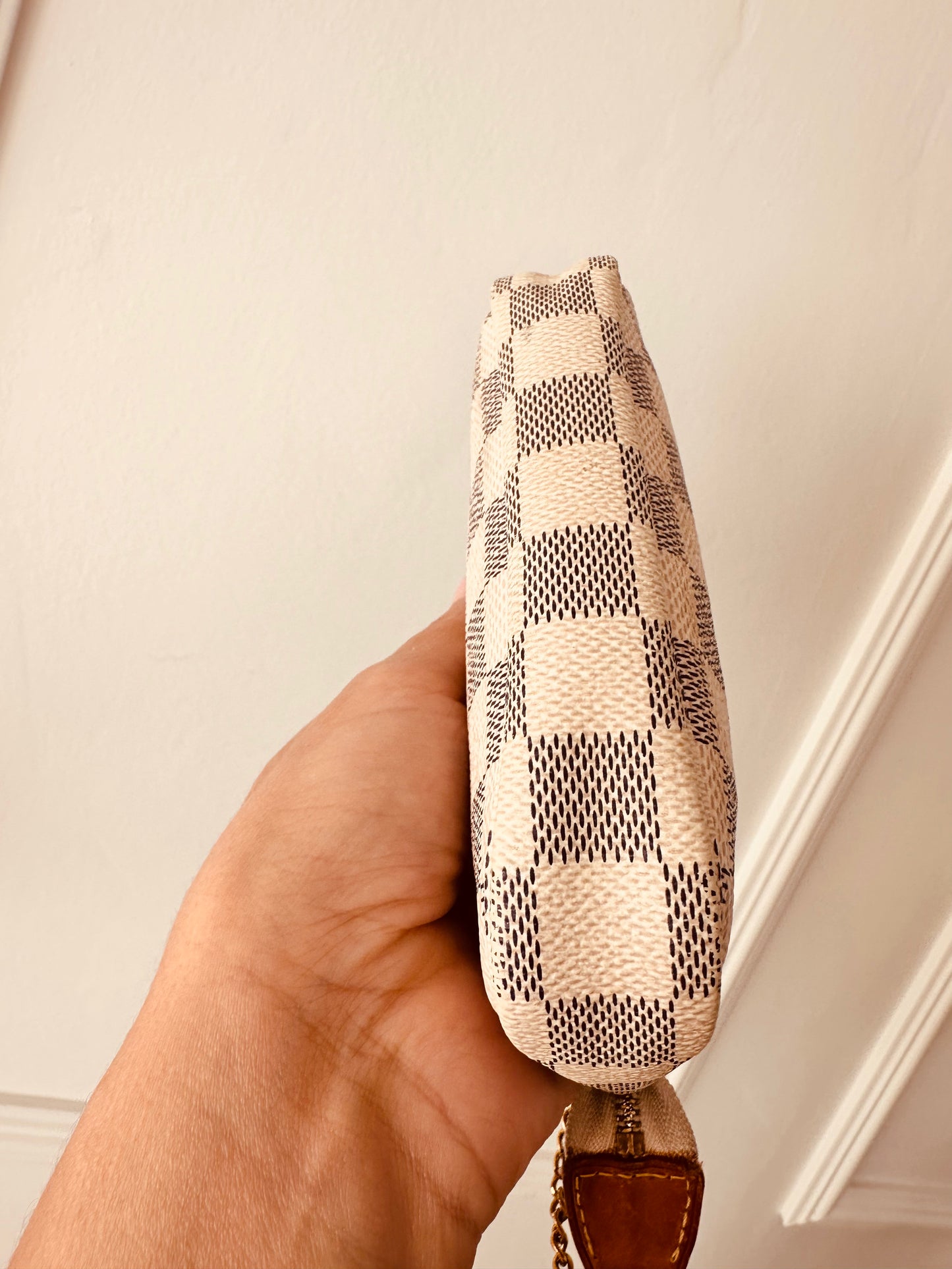 Louis Vuitton Damier Azur Mini Pochette Accessoires håndtaske fra 2007