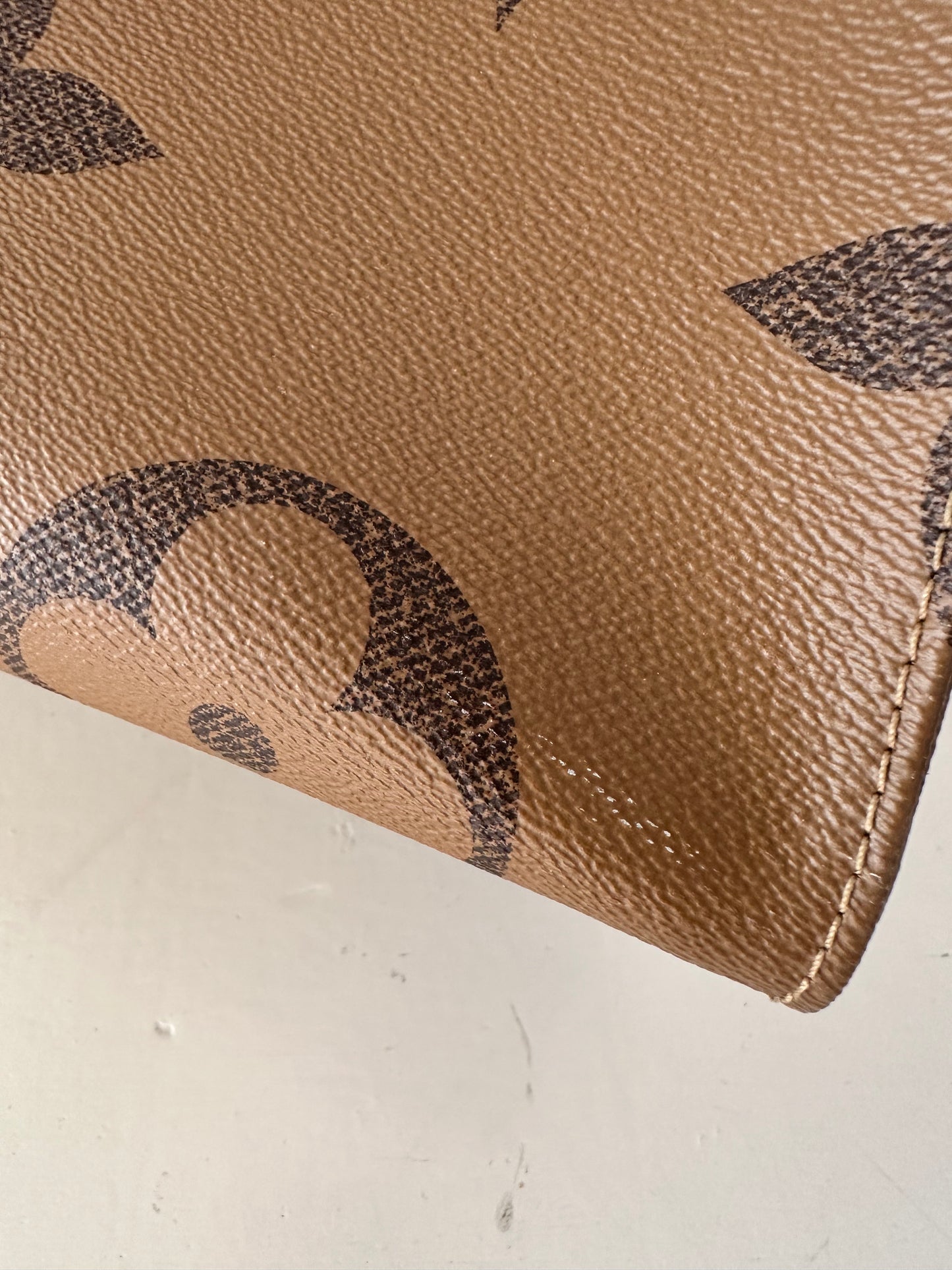 Louis Vuitton OnTheGo GM – Monogram Giant / Reverse
