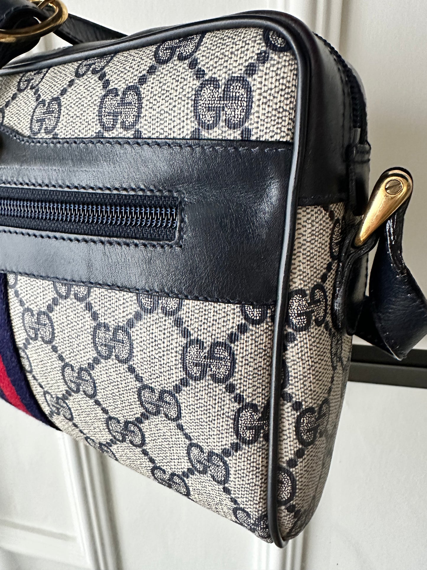 Gucci GG Supreme Ophidia Crossbody Bag