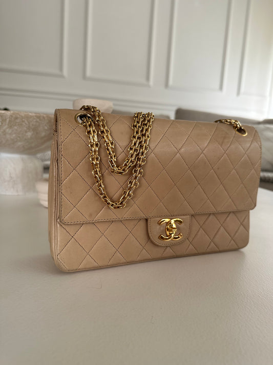 Vintage 2.55 Chanel Classic