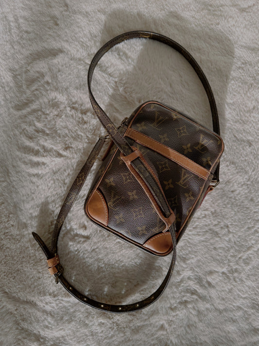 LOUIS VUITTON DANUBE