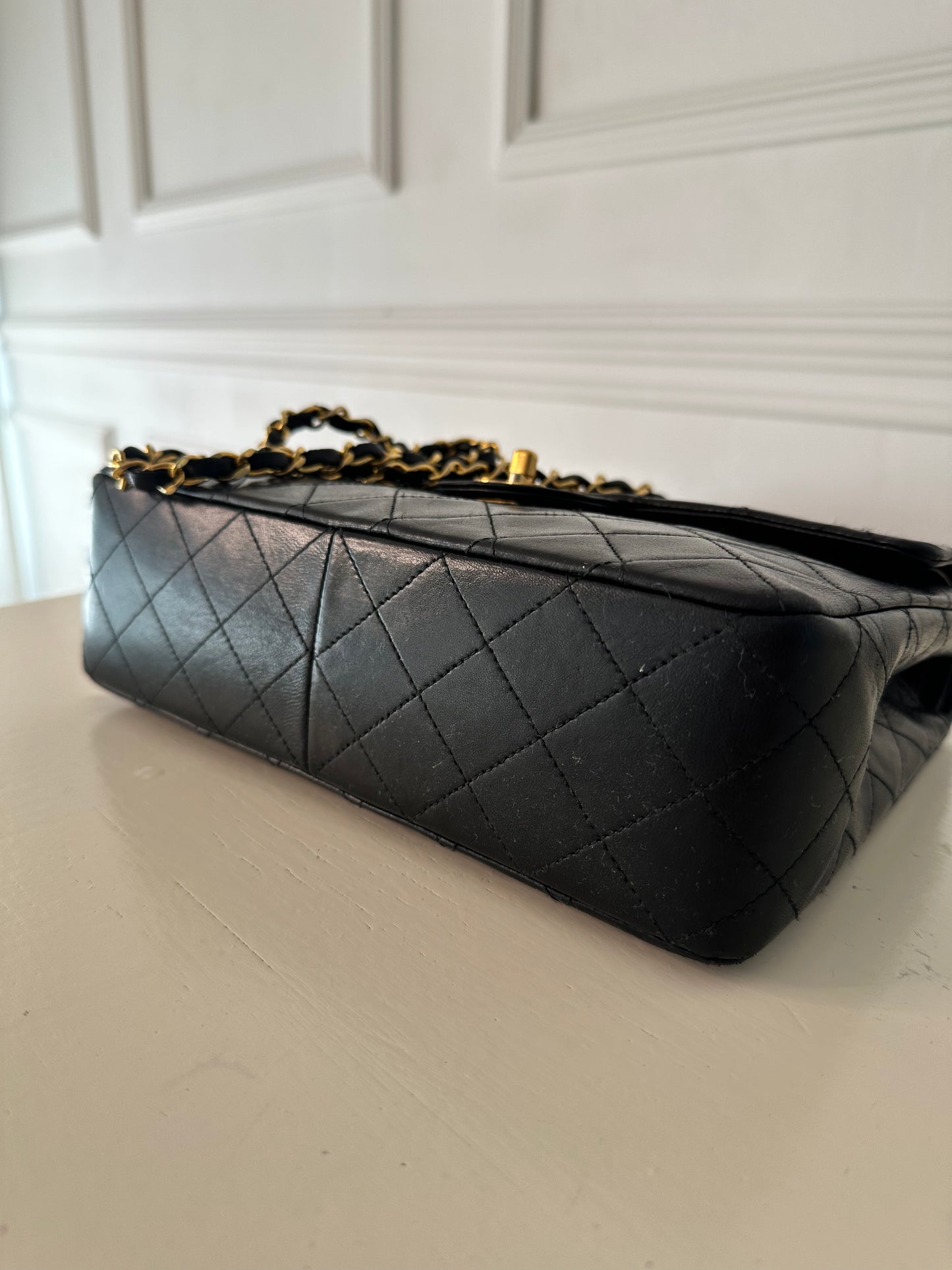 Vintage Chanel Classic medium