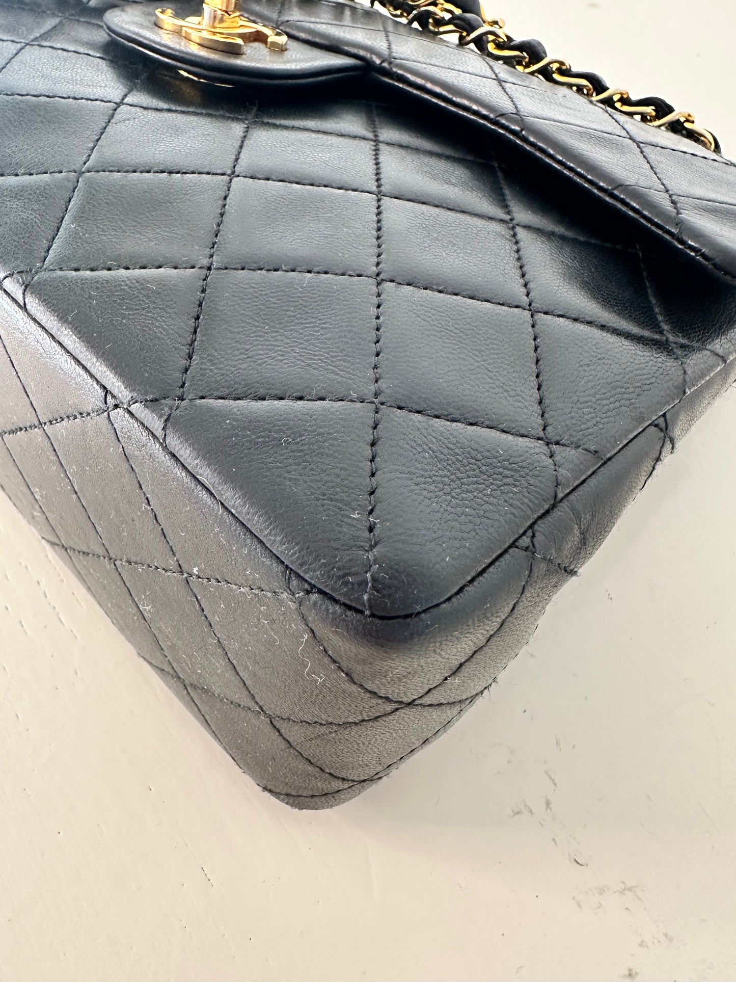 Vintage Chanel Classic medium