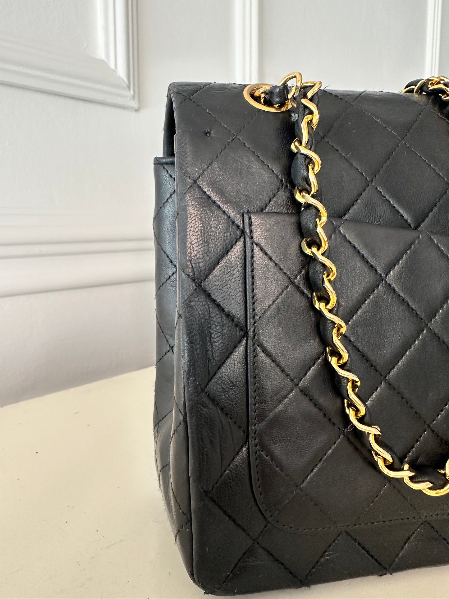 Vintage Chanel Classic medium