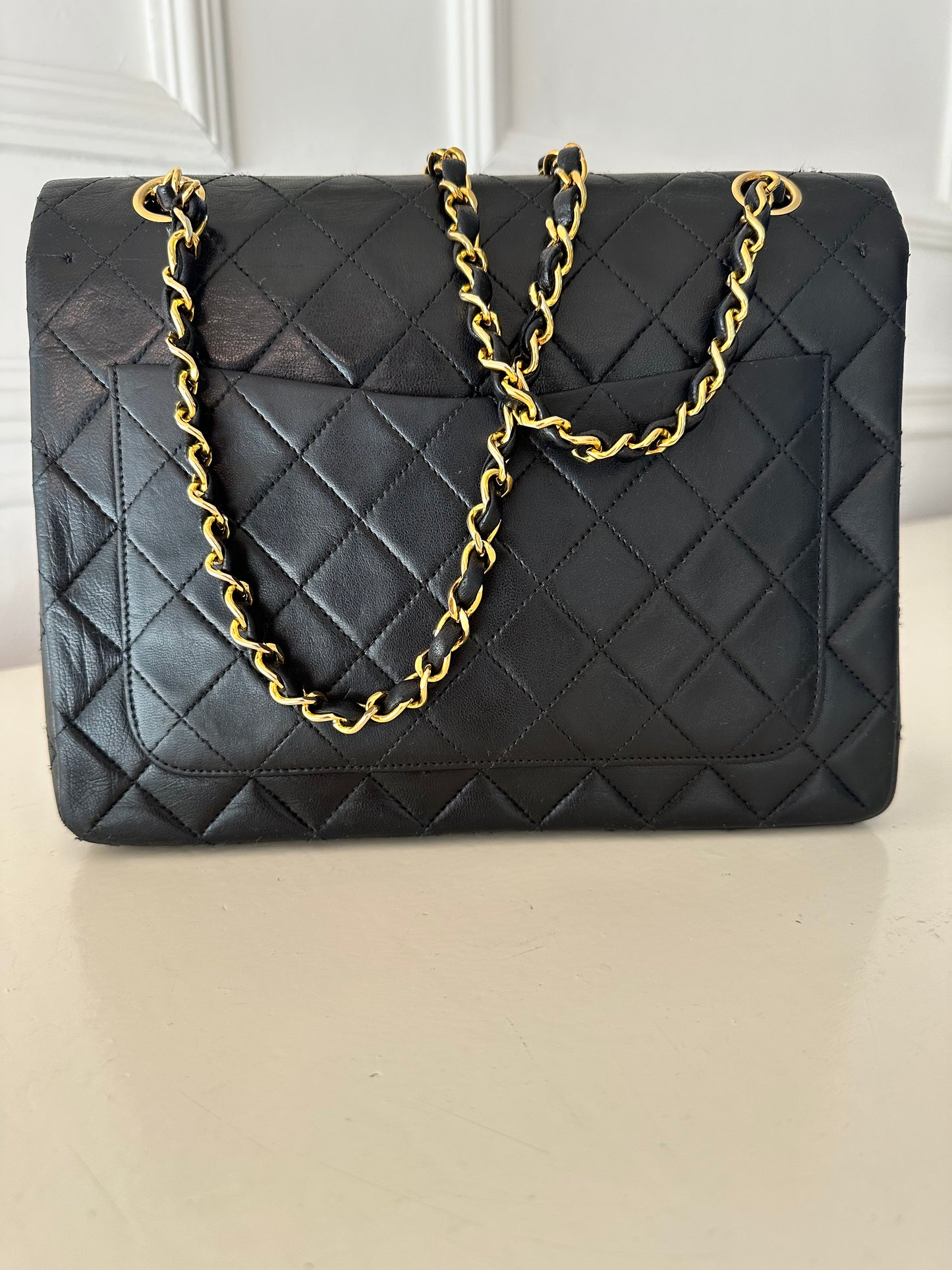 Vintage Chanel Classic medium