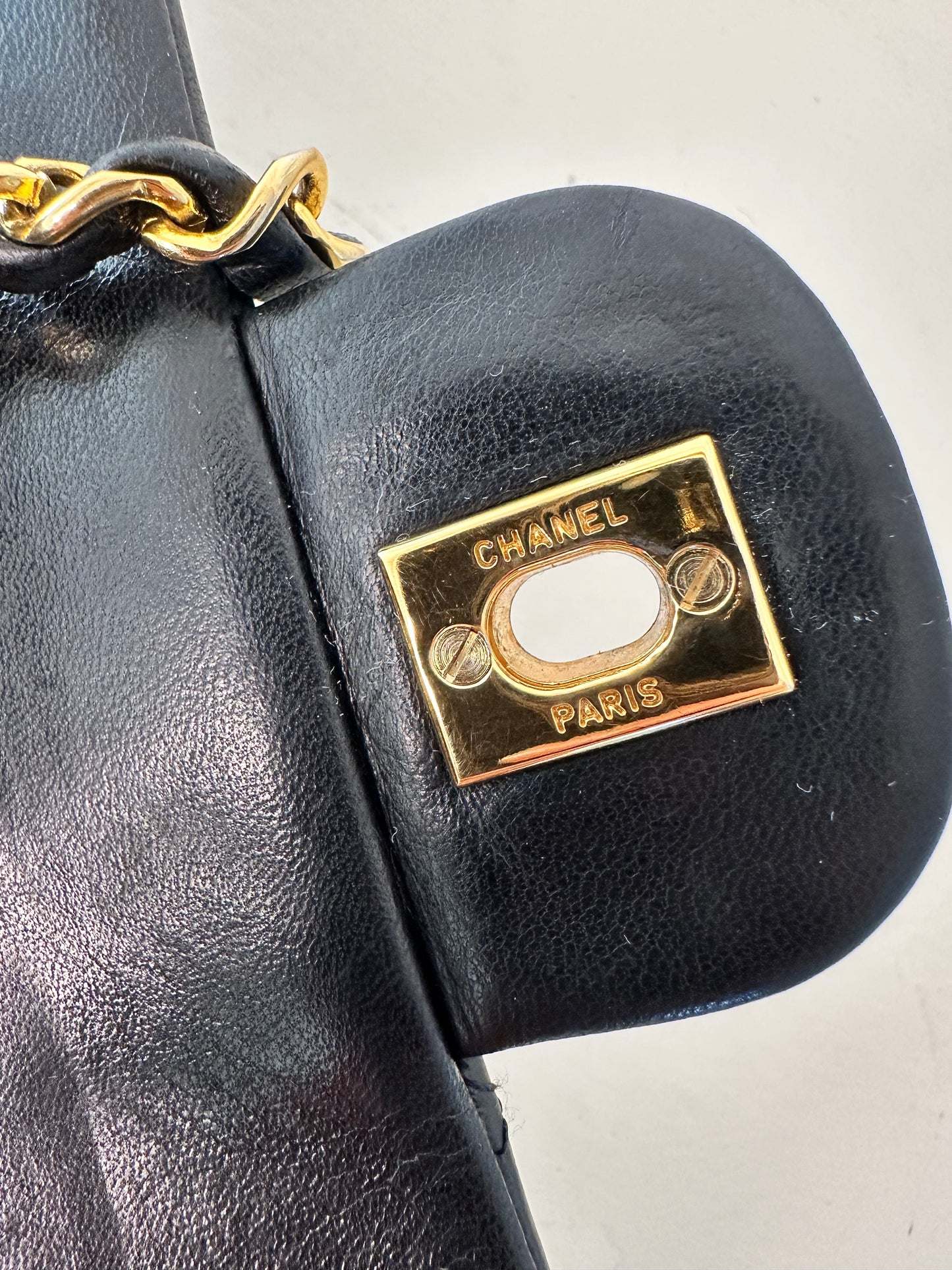 Vintage Chanel Classic medium