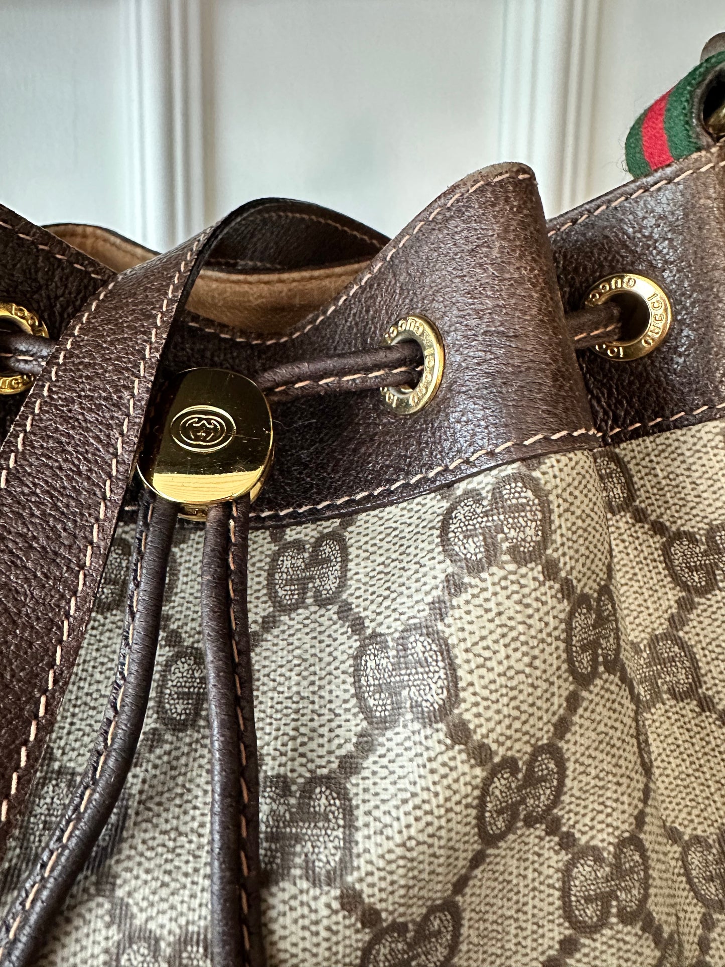 Vintage Gucci GG Bucket Taske
